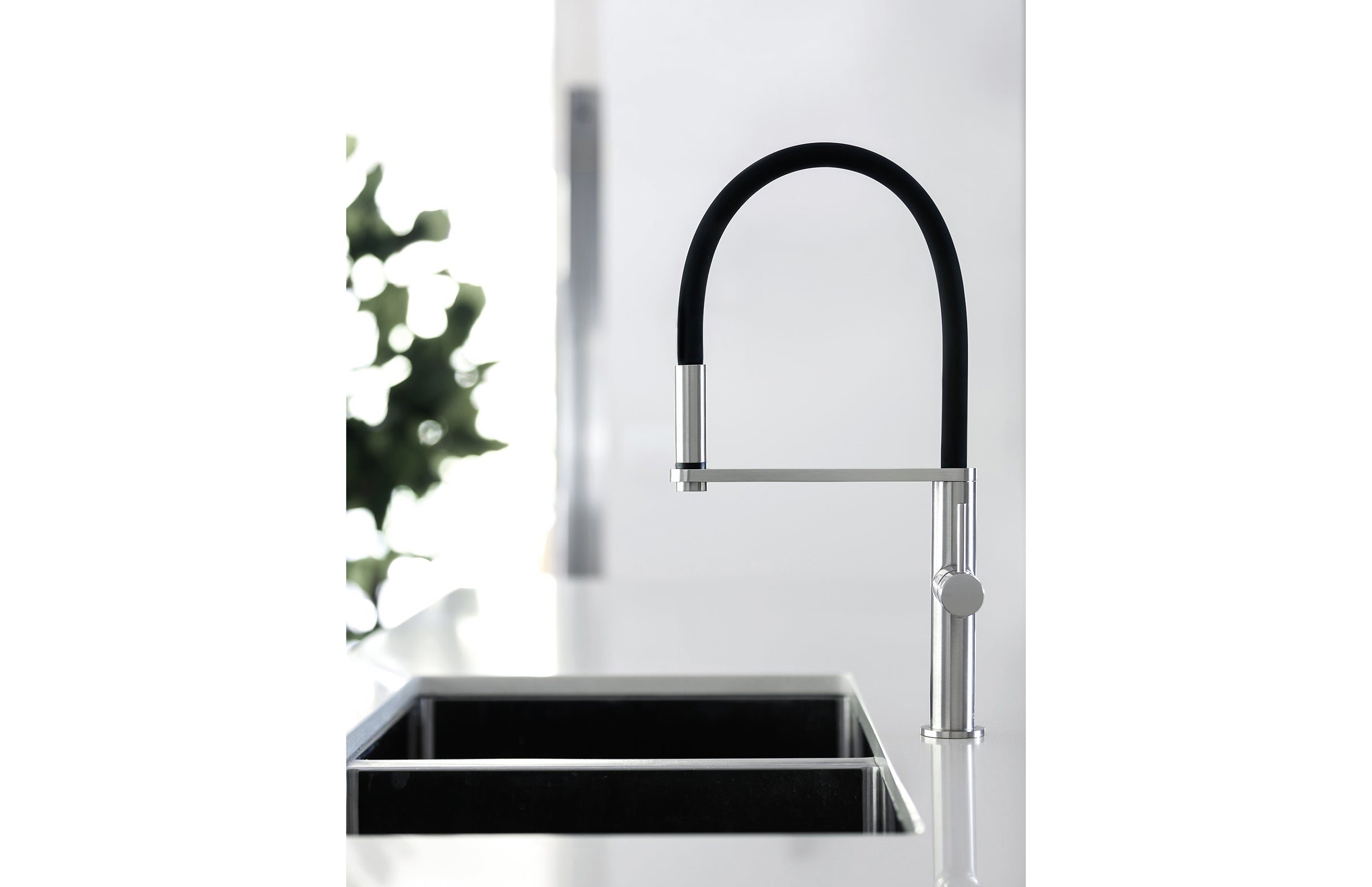 Phoenix Blix Flexible Hose Sink Mixer Round 10473100