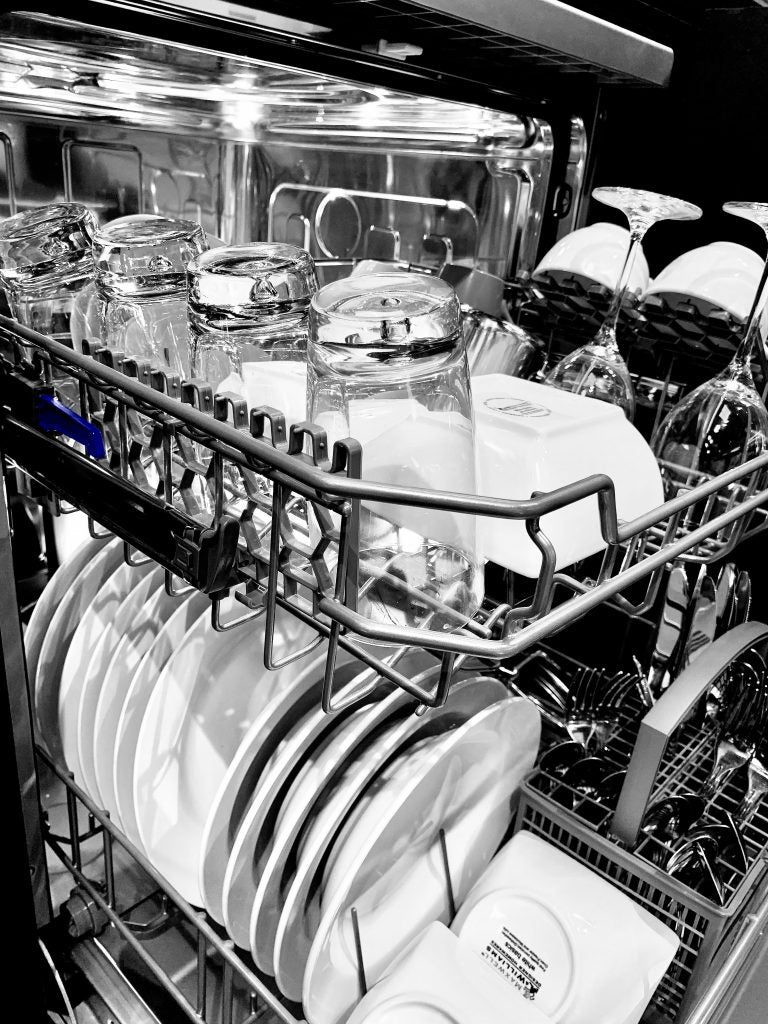 Kleenmaid 60cm Freestanding/Built In Dishwasher DW6020XB