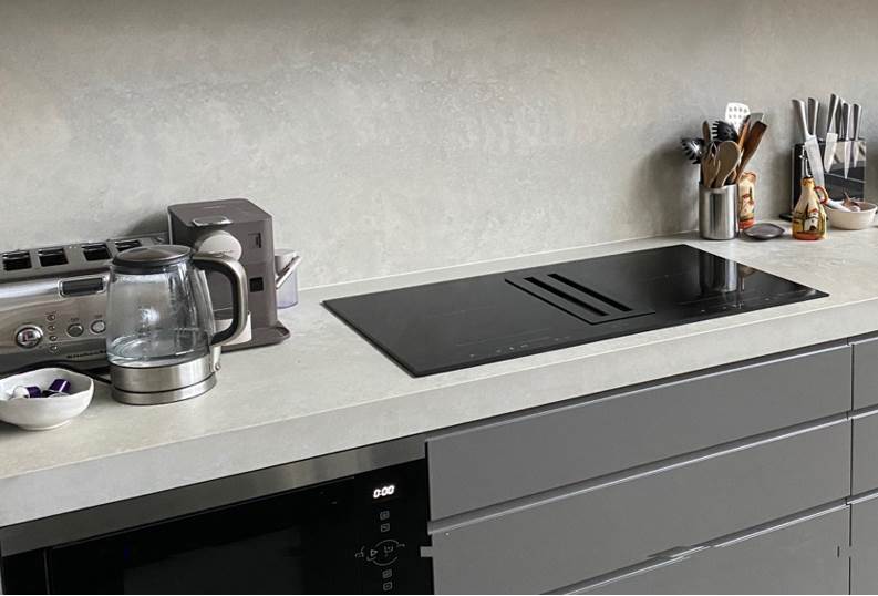 Kleenmaid 90cm Integrated Inudction Cooktop & Air Extraction System ICTFX9020EX