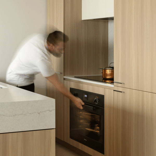 Artusi 75cm Built-in Pyrolytic Oven AO750MBP