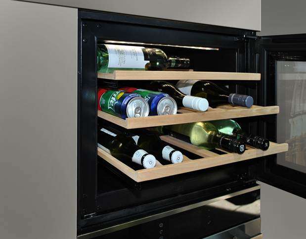Kleenmaid Built In Beverage Serving & Wine Storage Fridge 51L BSC4530