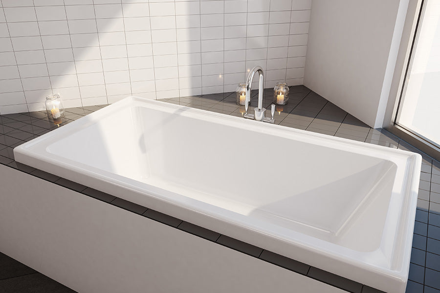 Decina Cortez Bathtub