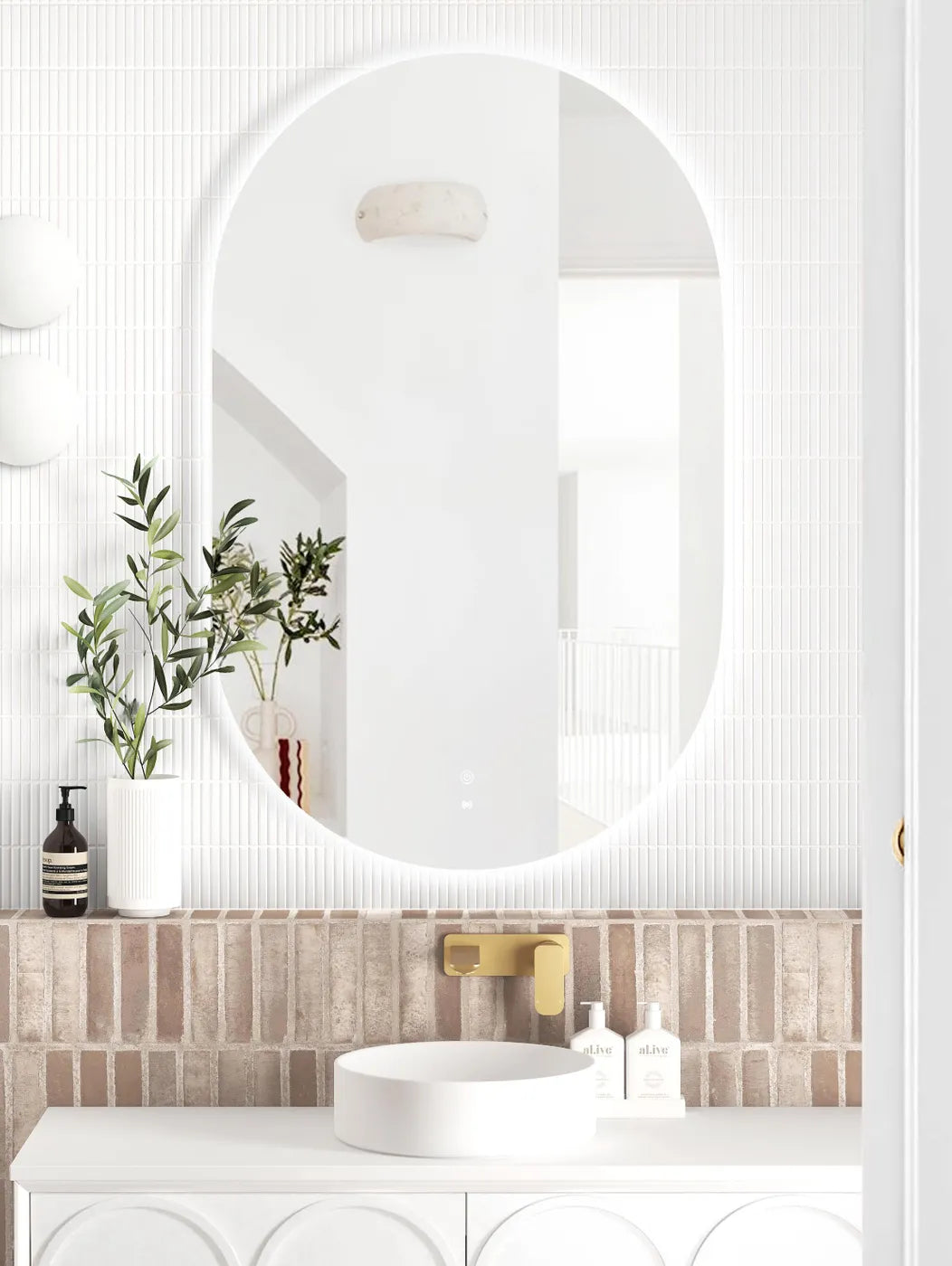 Otti Noosa 900mm LED Frameless Tuffi Mirror LED-OV9060