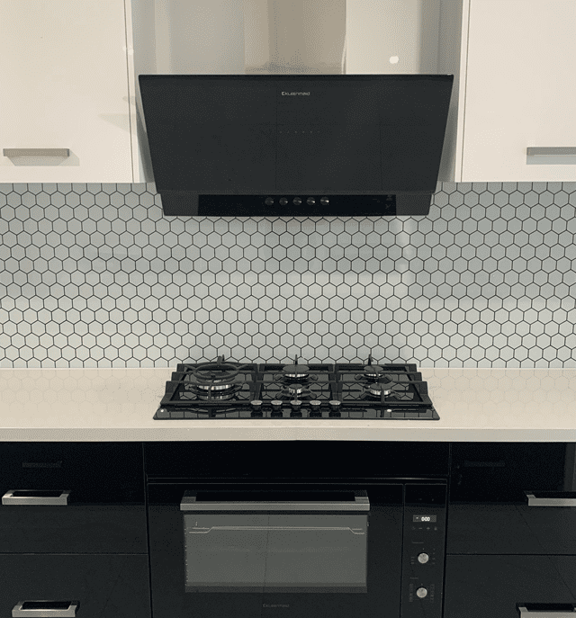 Kleenmaid 90cm Vertical Black Glass Canopy RHGV90