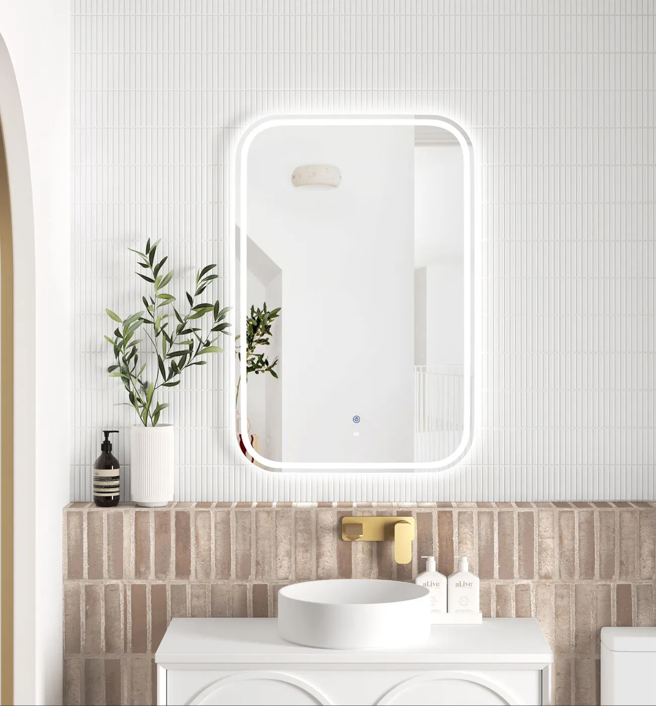 Otti LED Newport Frameless Mirror 900 x 600mm